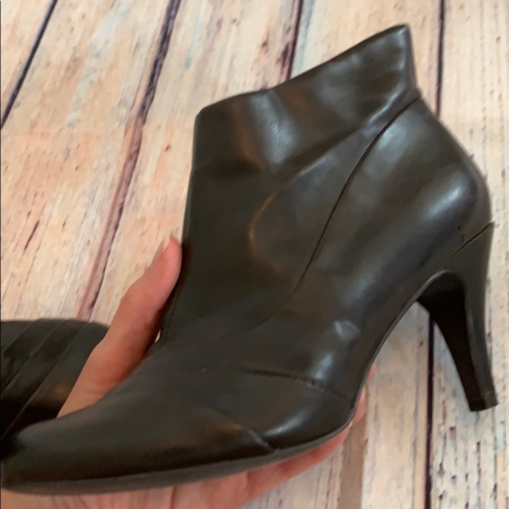 Chocolate brown unlisted booties - Picture 8 of 10